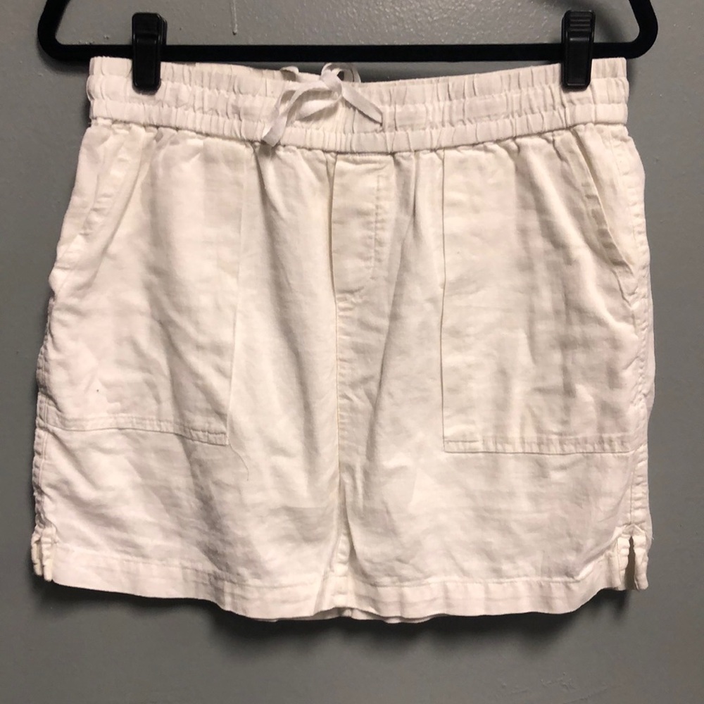 White linen skirt